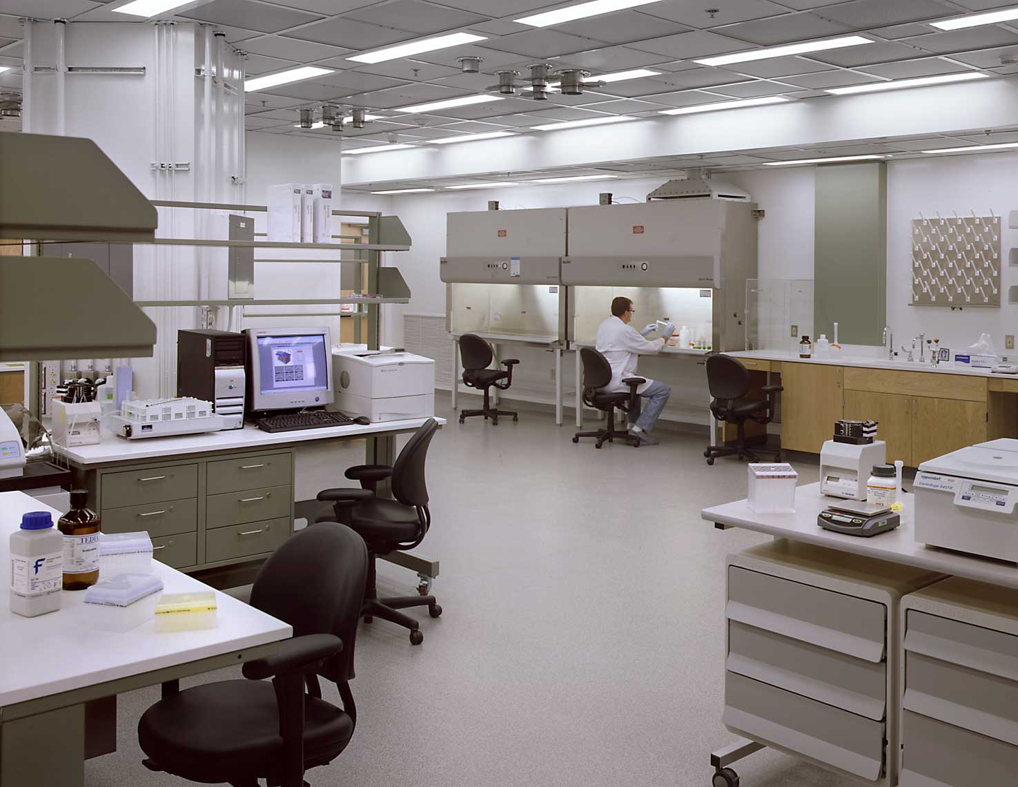 Center for Disease Control and Prevention | Chemistry Lab<br>George Butler Associates