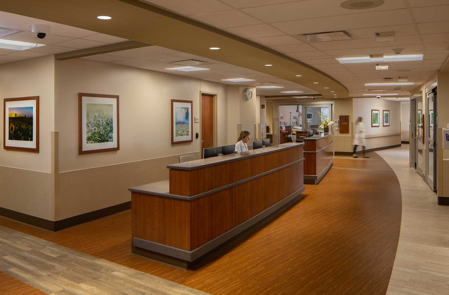 Centerpoint Medical Center Nurse StationGould Turner Group / JE Dunn