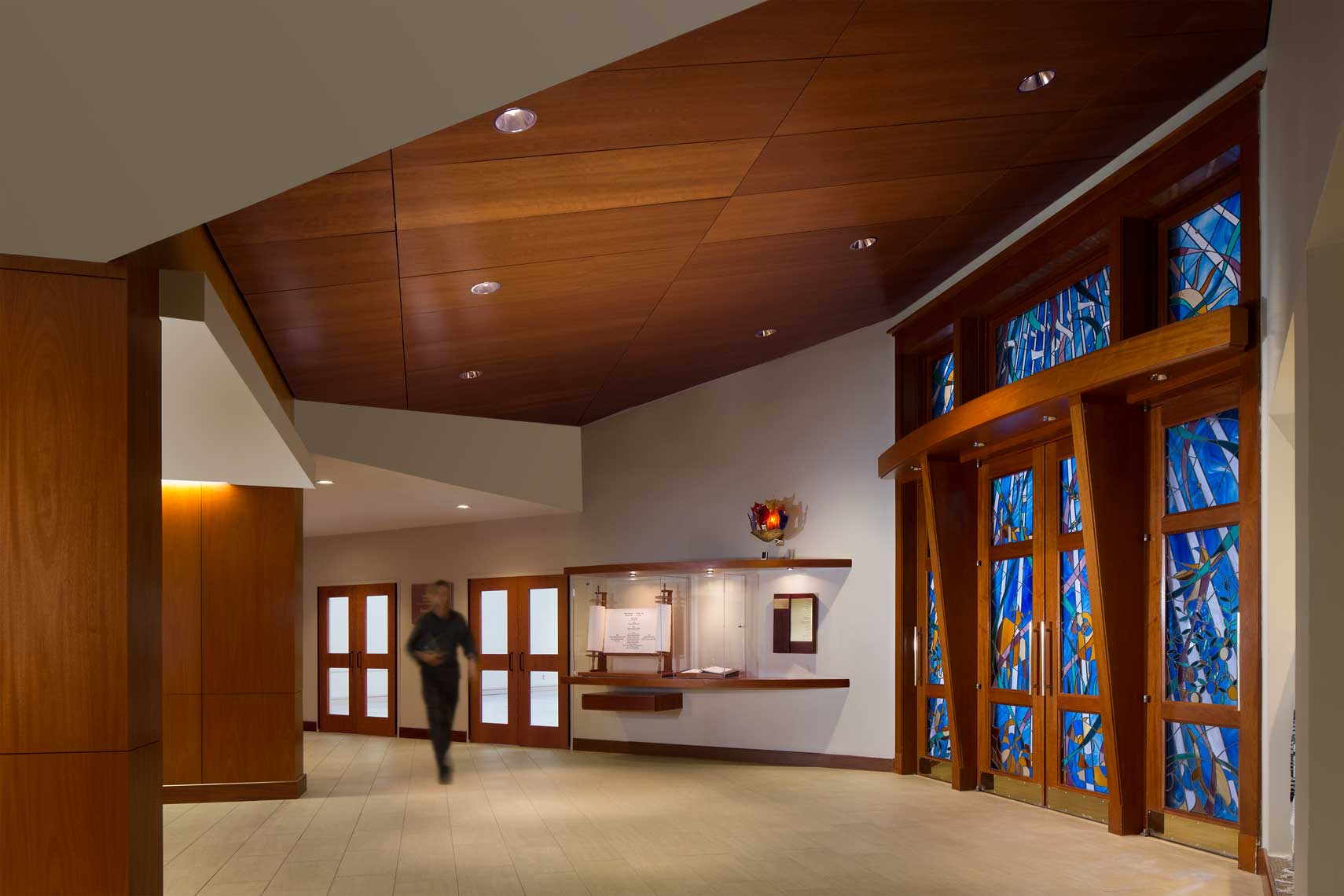 A view highlighting the materials used around the entrance to the sanctuary of Congregation Etz Chaim