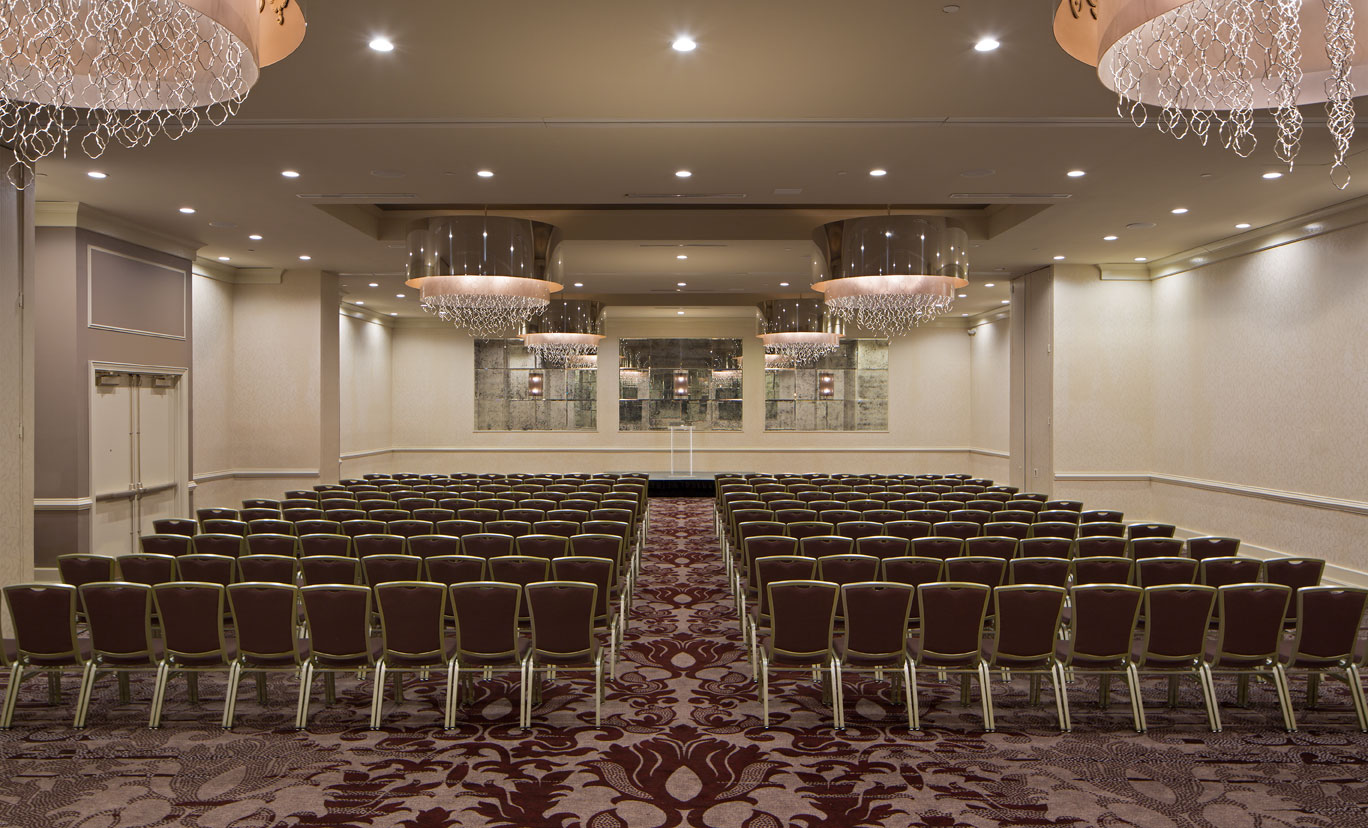 A comprehensive view of the ballroom at the DoubleTree Atlanta Buckhead set for a meeting