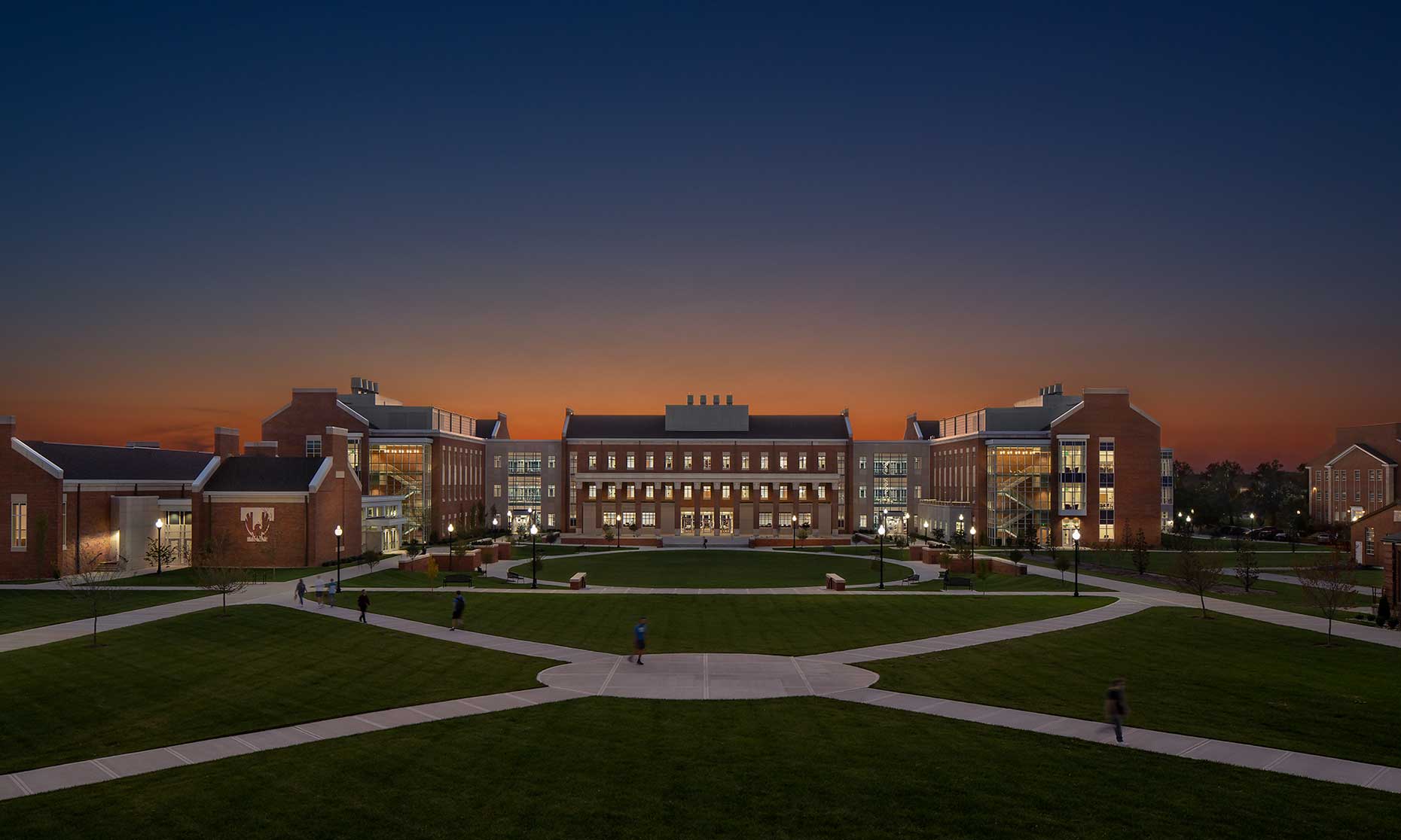 A twilight view of the Lab Science building and student quad at TN Tech