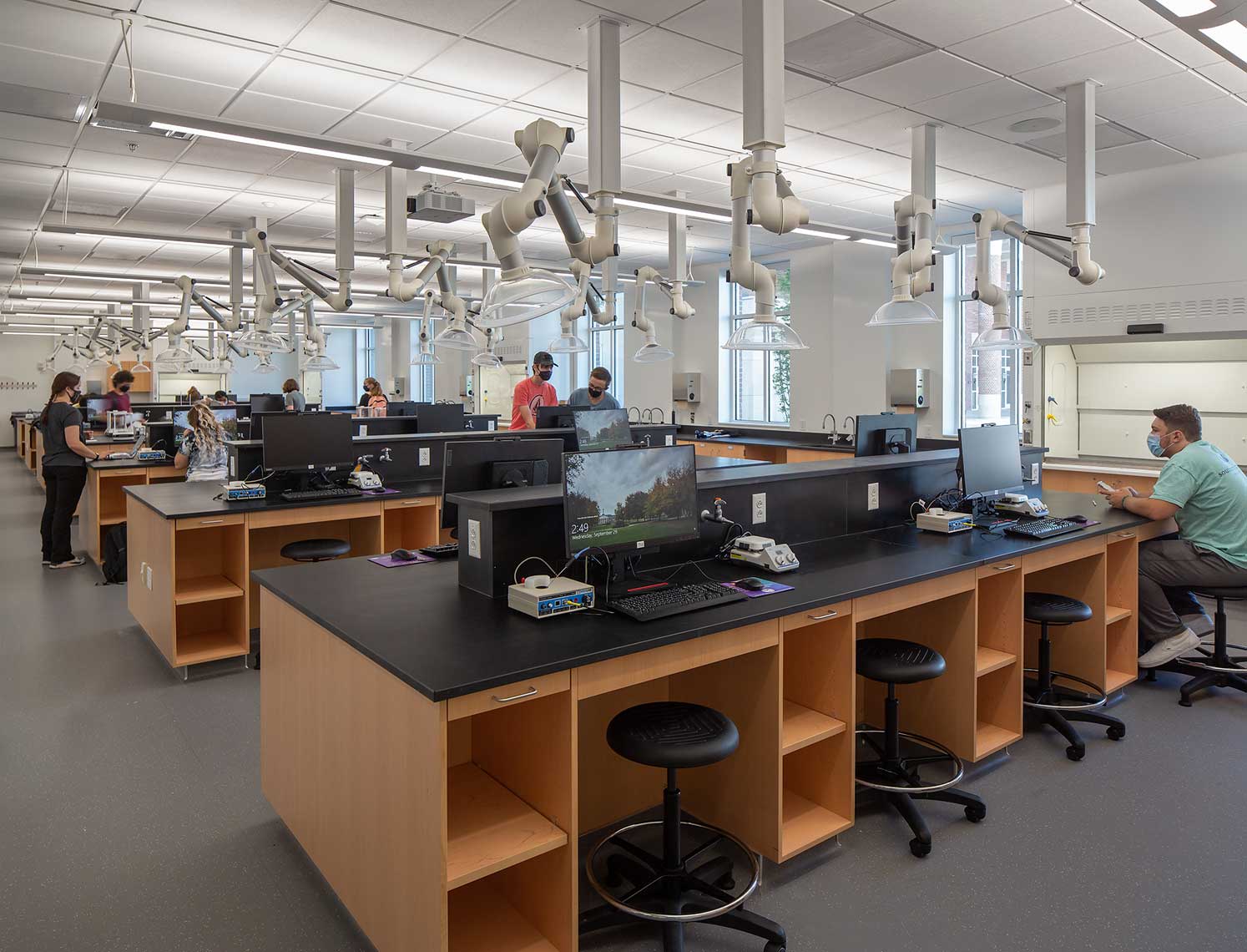Tennessee Tech University - Laboratory Science Building - Student Lab<br>Upland Design Group / Bauer Askew Architecture